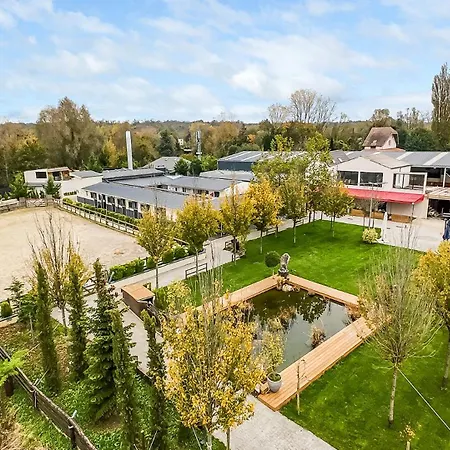 Versailles 2 * Bailly (Yvelines)