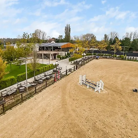 Versailles 2 Villa *